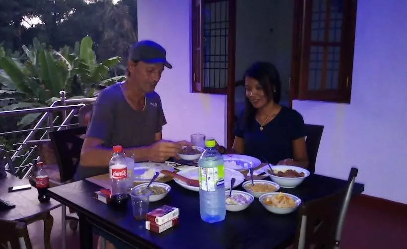 Majatalo Senuri Home Stay