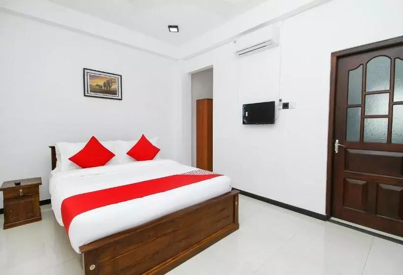 Hotelli Royal Rich Villa