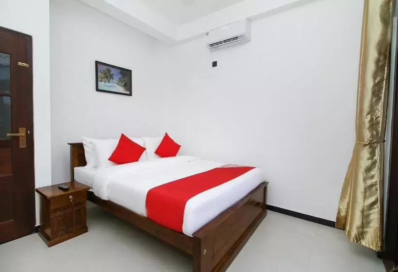 Hotelli Royal Rich Villa