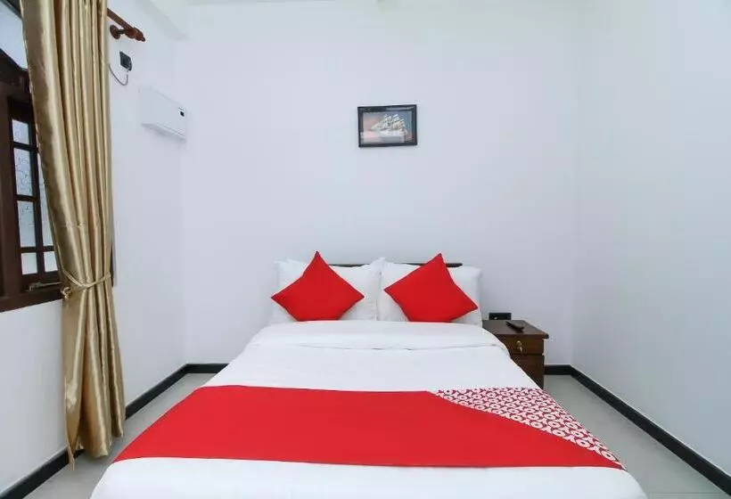 Hotelli Royal Rich Villa