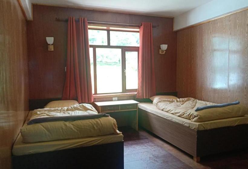 בית מלון כפרי Hikers Inn Lukla