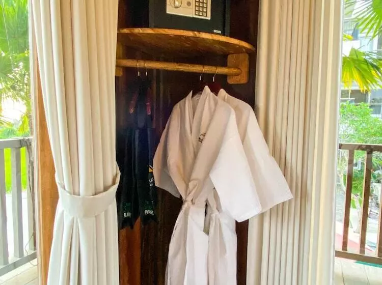 Lomakeskus Abian Taksu Suite & Villas