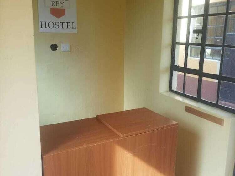 Three Rey Hostels   Hostel