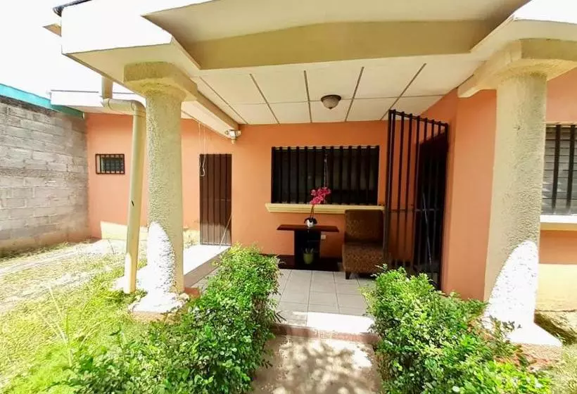 Airport Hostel Managua