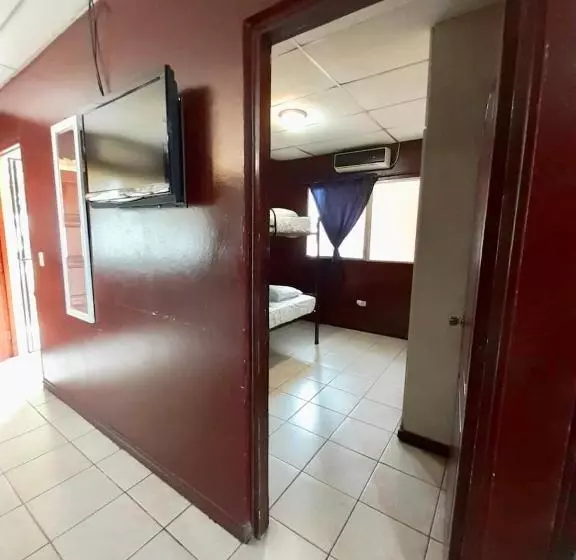 Airport Hostel Managua