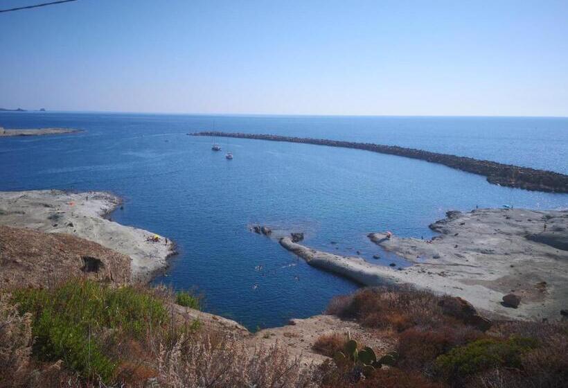 مبيت وإفطار R&b Mediterraneo