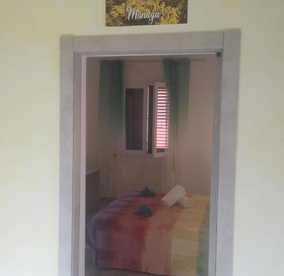 مبيت وإفطار R&b Mediterraneo