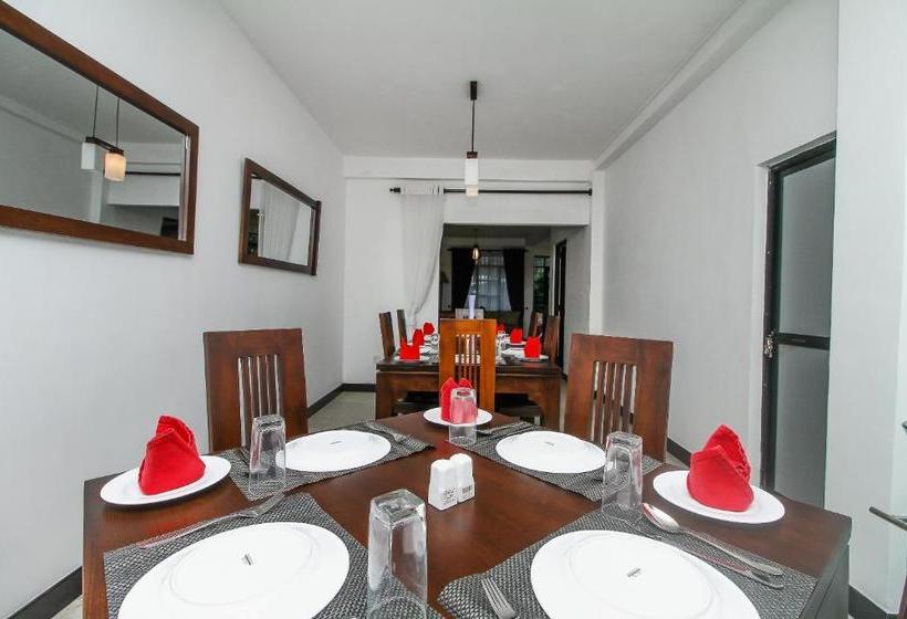 בית מלון כפרי Delphin