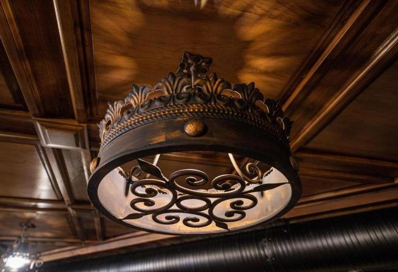 호텔 Korça Boutique