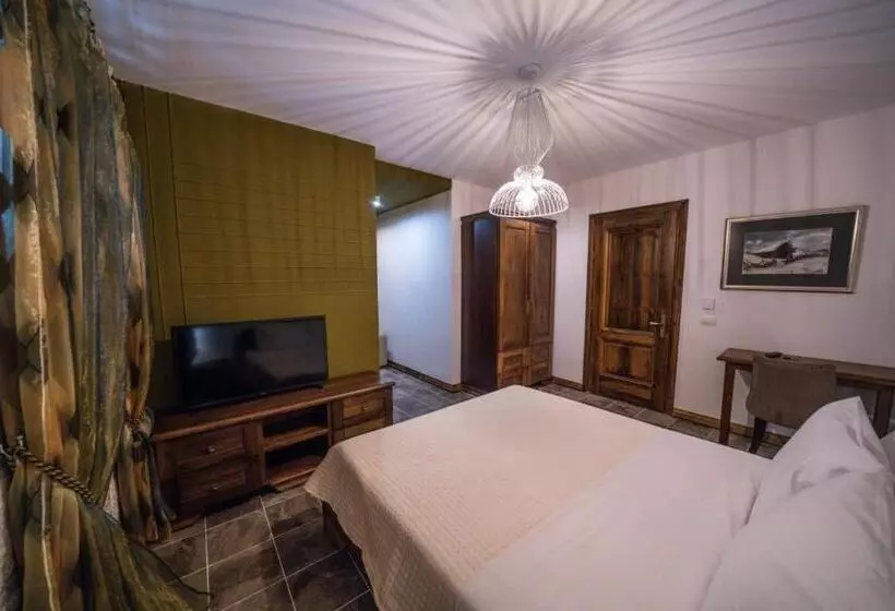 ホテル Korça Boutique