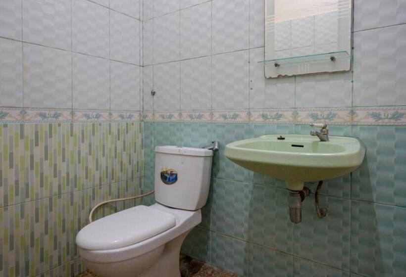 Hotel Reddoorz Plus Syariah At Alam Raya