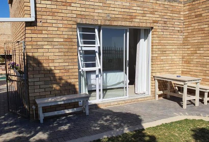 펜션 Kelzane Guesthouse