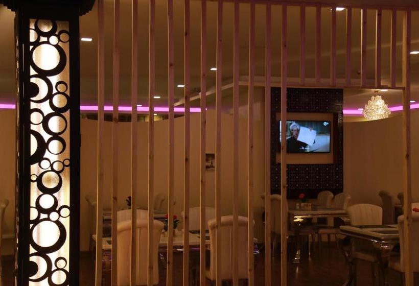 تختخواب و صبحانه Sinteria