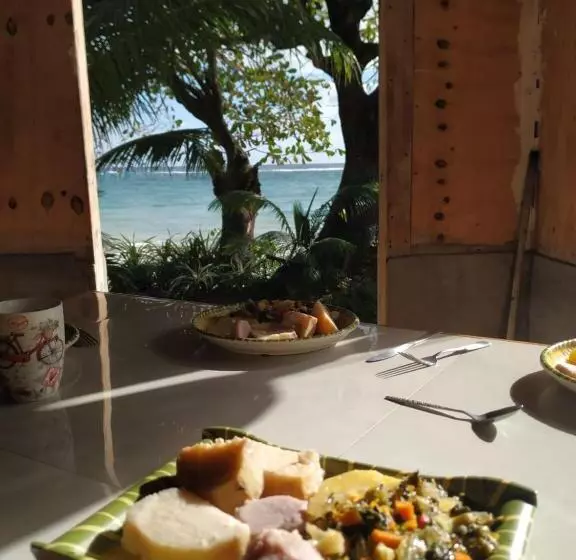 تختخواب و صبحانه Port Antonio Brian S Beach House