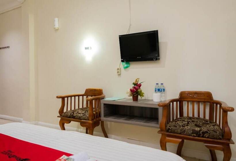 בית מלון כפרי Reddoorz @ Pematangsiantar