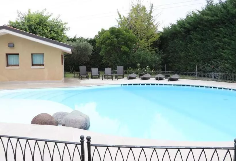 Aamiaismajoitus (B&B) Casale La Meridiana