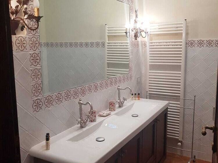 مبيت وإفطار Casale La Meridiana