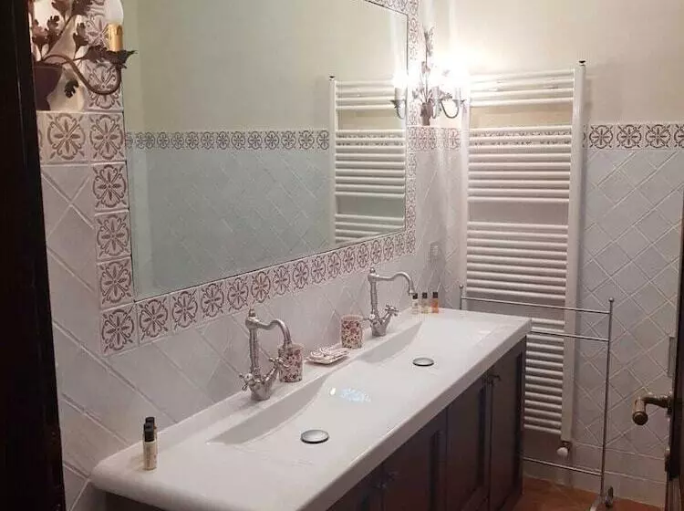 Aamiaismajoitus (B&B) Casale La Meridiana