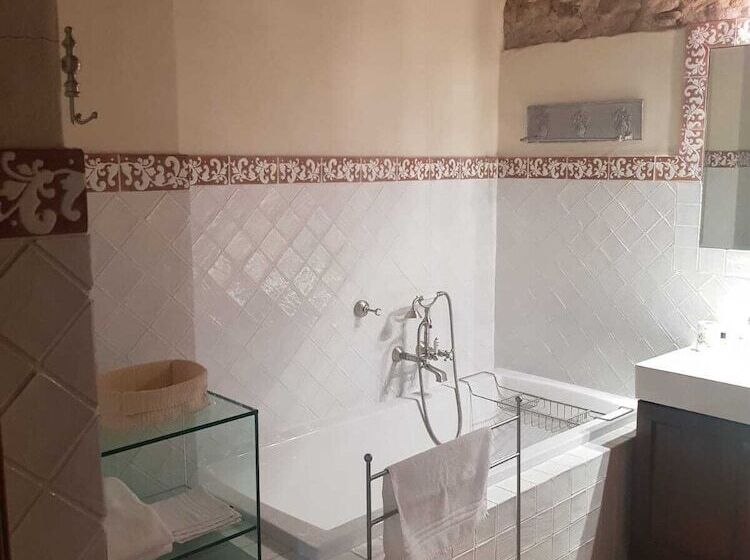 مبيت وإفطار Casale La Meridiana