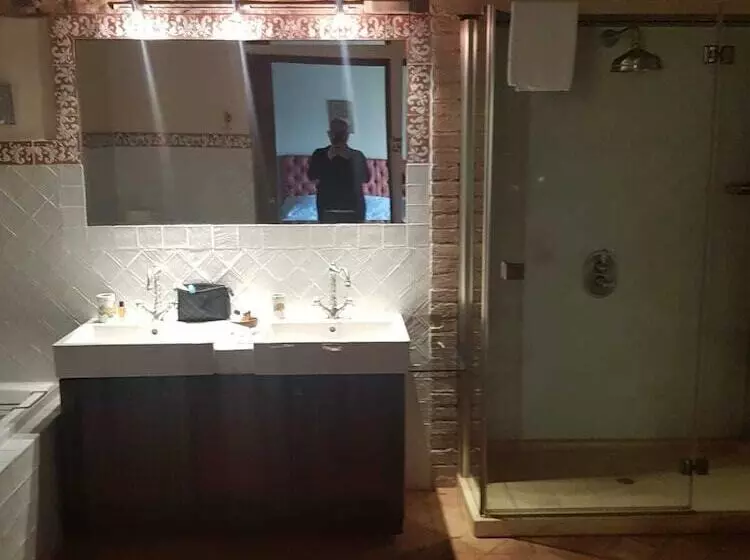 Aamiaismajoitus (B&B) Casale La Meridiana