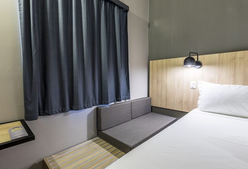 בית מלון כפרי Graal Inn Itatiaia