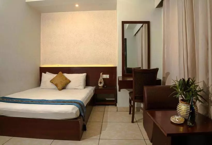Laguna Beach Hotel & Resort
