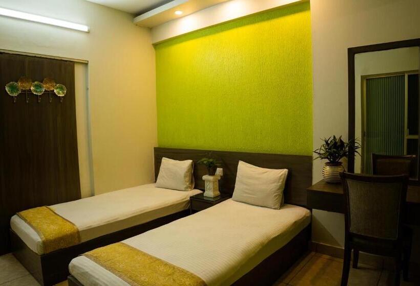 Laguna Beach Hotel & Resort