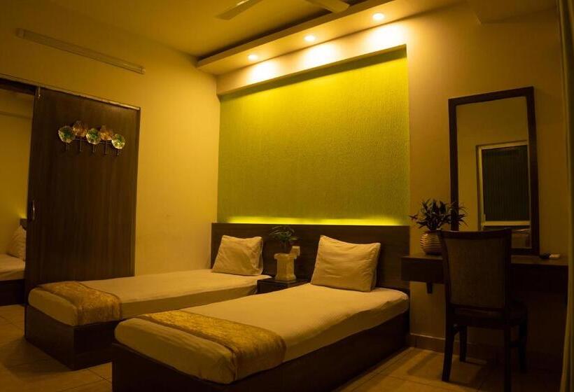 Laguna Beach Hotel & Resort