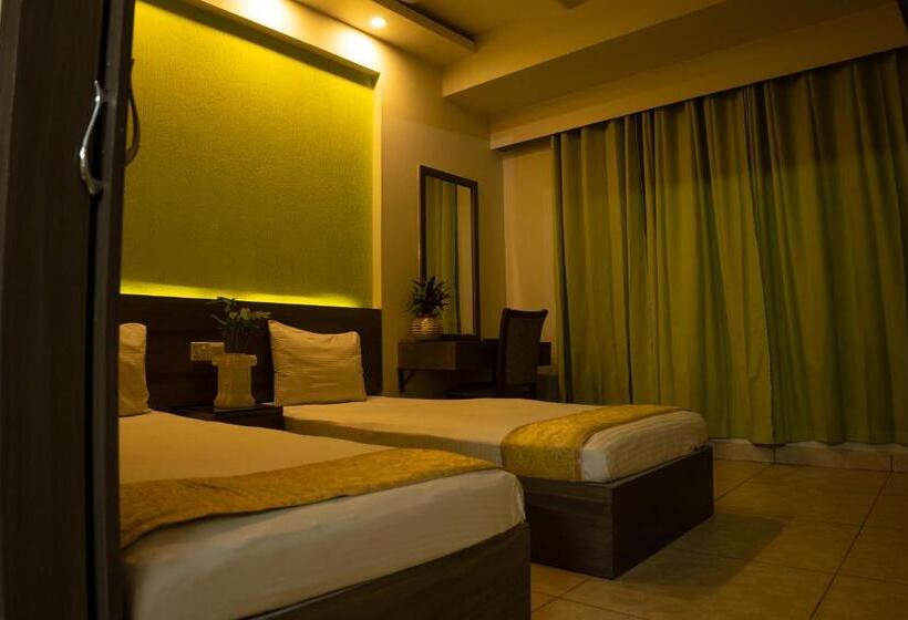 Laguna Beach Hotel & Resort