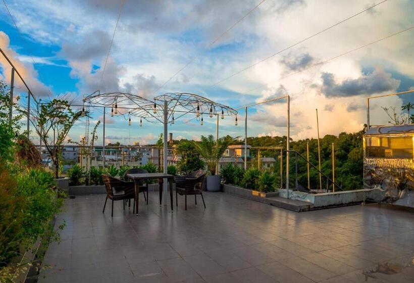 Laguna Beach Hotel & Resort