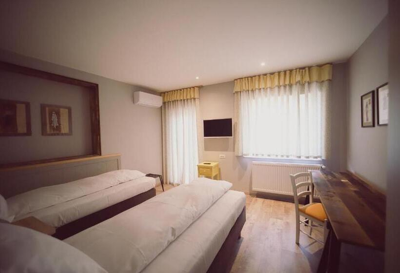 هتل Villa Piazzetta