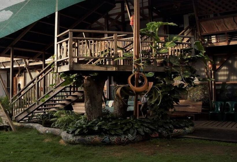 ペンション La Fauna