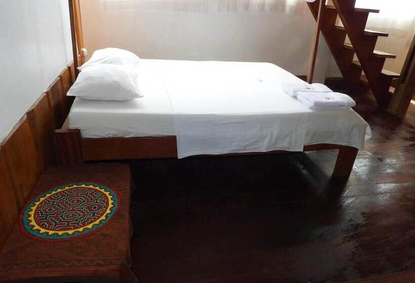 ペンション La Fauna