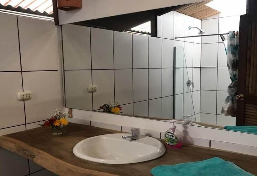 ペンション La Fauna