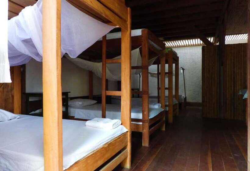 ペンション La Fauna