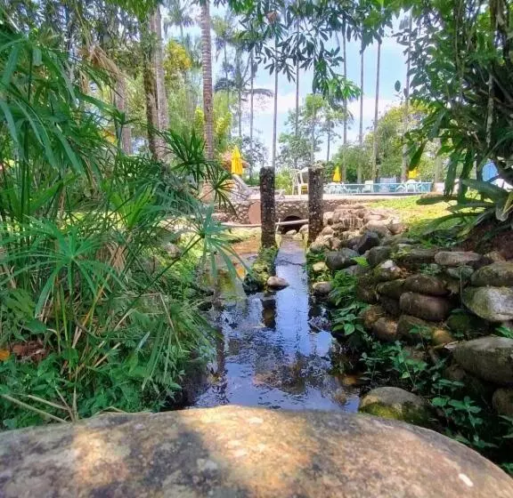 Majatalo Pousada E Restaurante Dona Siroba