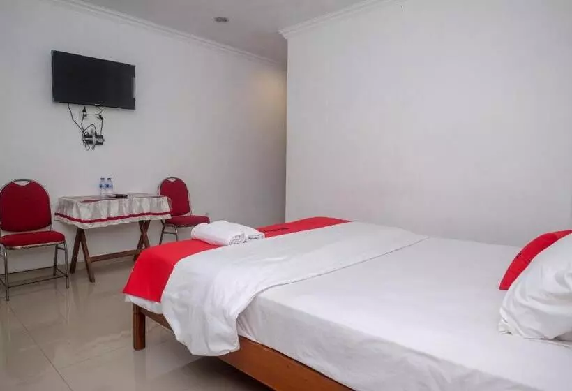 Reddoorz At H&w Hotel Solo