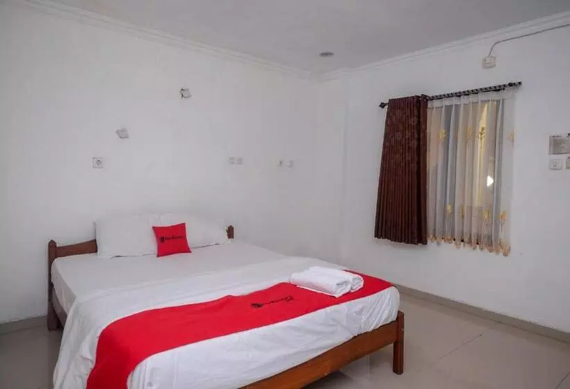 Reddoorz At H&w Hotel Solo