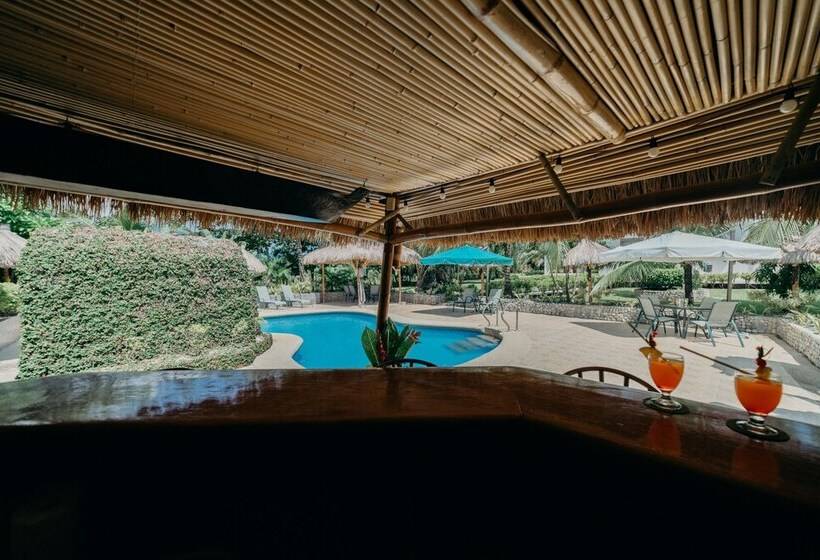 リゾートホテル La Casa Denika