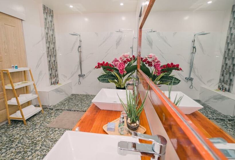 リゾートホテル La Casa Denika