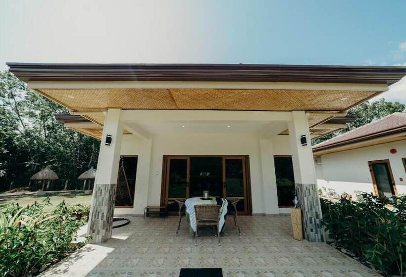 リゾートホテル La Casa Denika