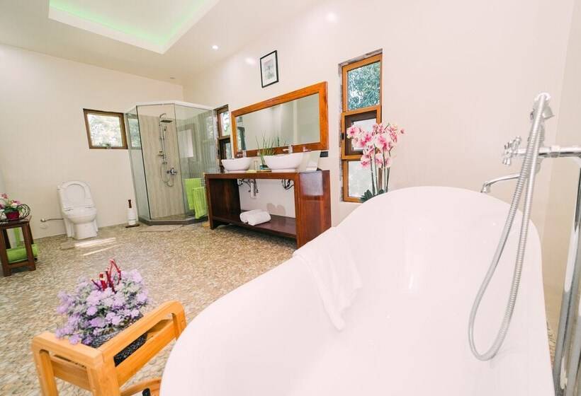 リゾートホテル La Casa Denika