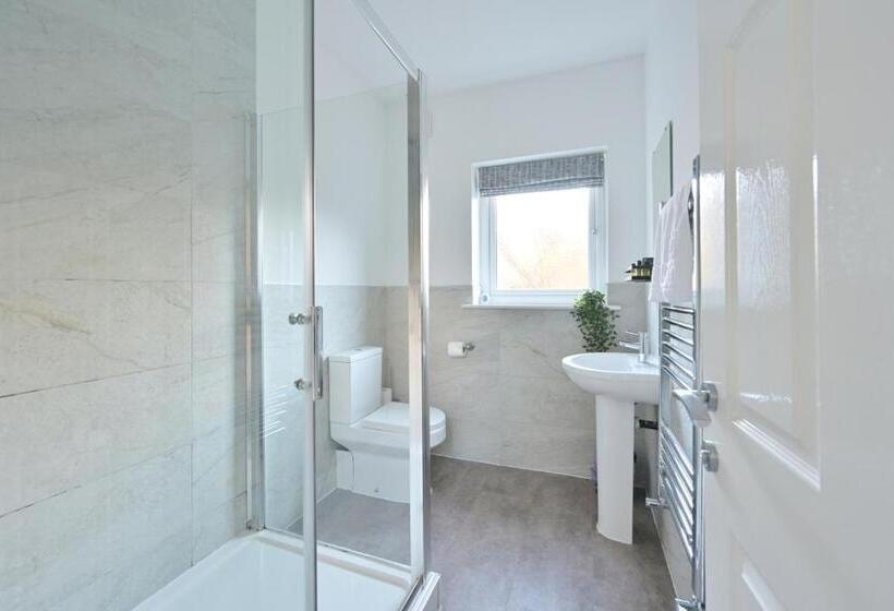 צימר Rooms At The Dressers Arms