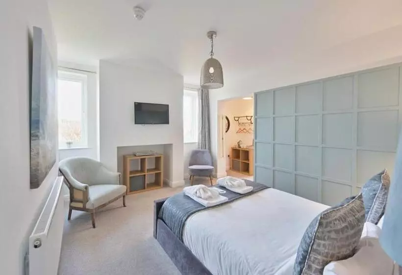 Aamiaismajoitus (B&B) Rooms At The Dressers Arms