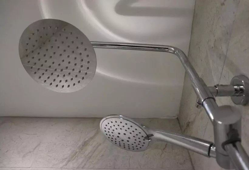 Aamiaismajoitus (B&B) Rooms At The Dressers Arms