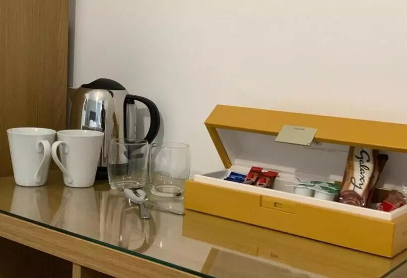 Aamiaismajoitus (B&B) Rooms At The Dressers Arms