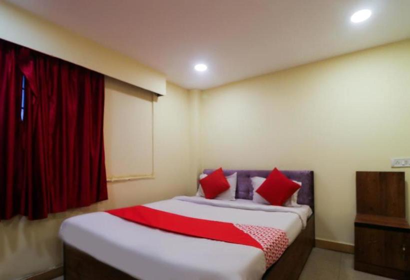 Отель Oyo 3298 Royal Banquet