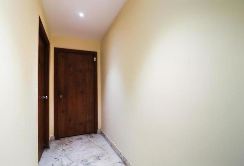 酒店 Oyo 3298 Royal Banquet