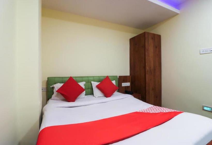 Отель Oyo 3298 Royal Banquet