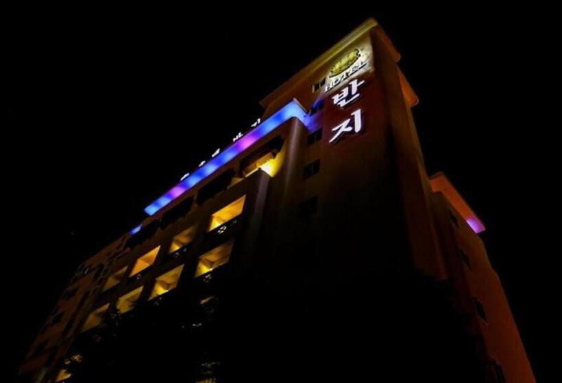 Ring Hotels In Nivelungen